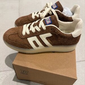DC Brown and Cream Sneakers